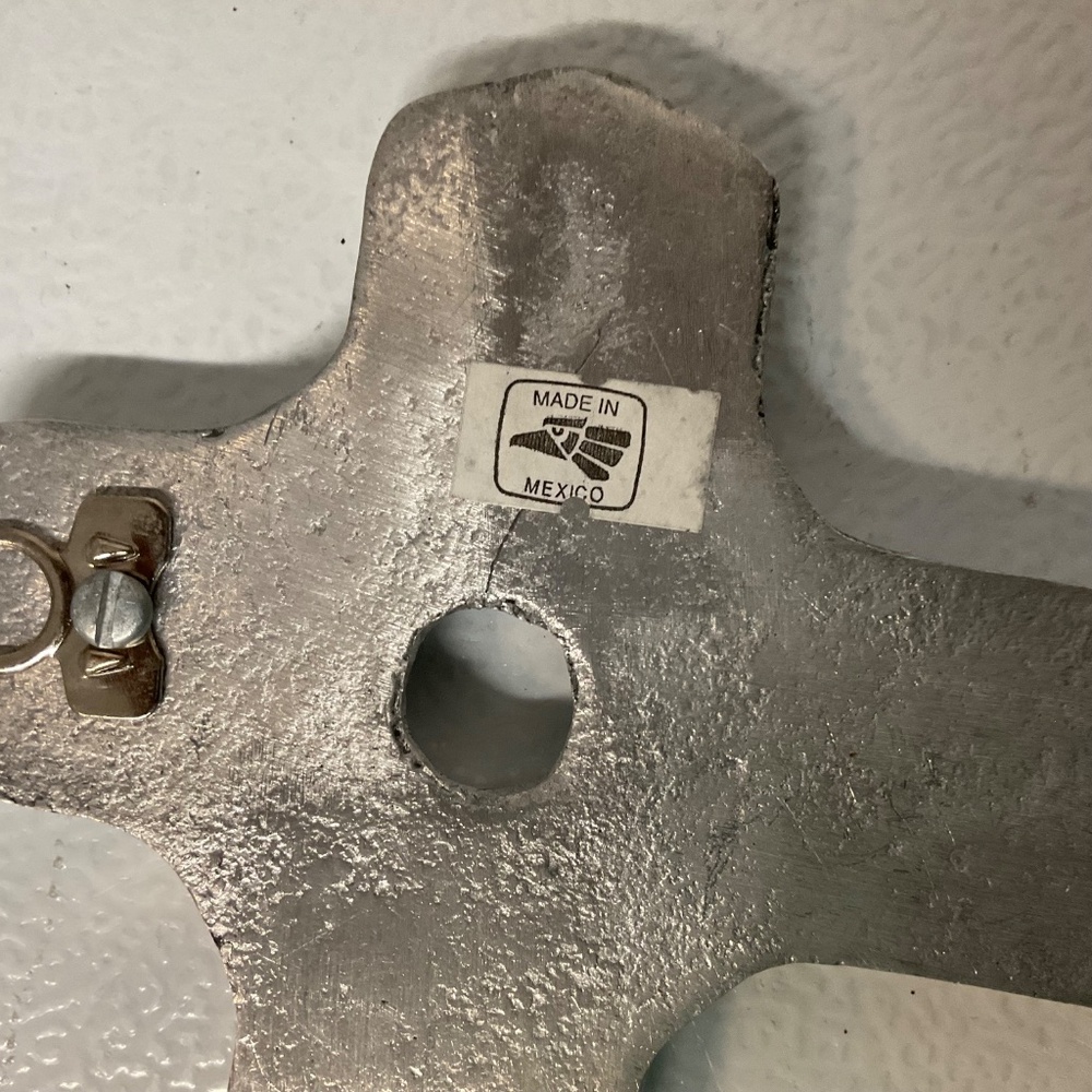 Decorative Aluminum Cross from Mexico - Picture 4 of 6